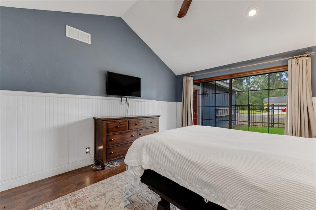 For Sale: $394,999 (4 beds, 2 baths, 1794 Square Feet)