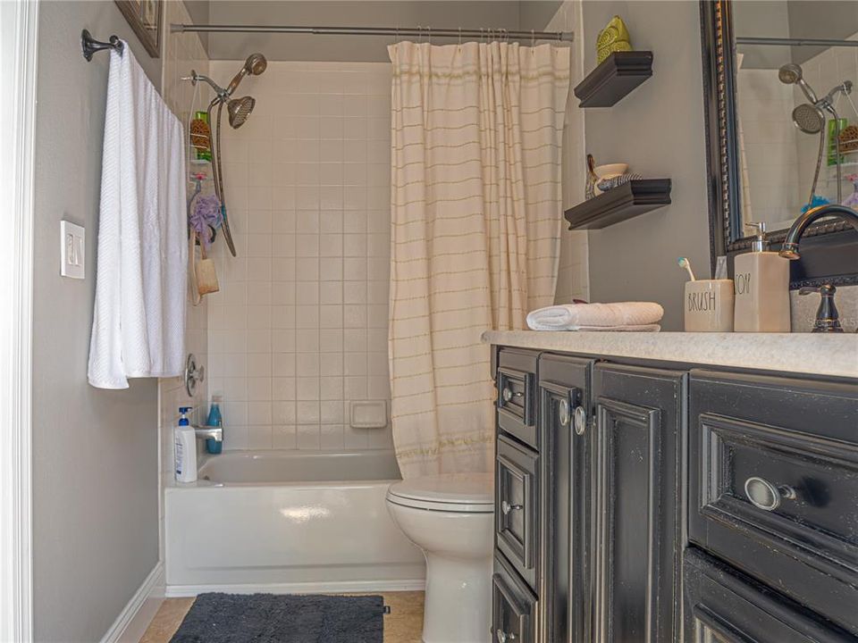 For Sale: $570,000 (3 beds, 2 baths, 2005 Square Feet)