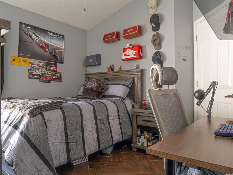 For Sale: $570,000 (3 beds, 2 baths, 2005 Square Feet)