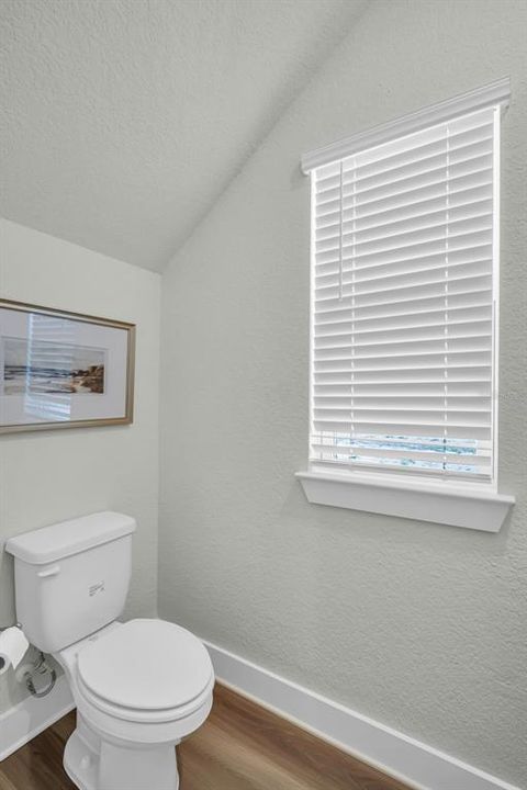 待售: $400,629 (4 贝兹, 2 浴室, 2038 平方英尺)