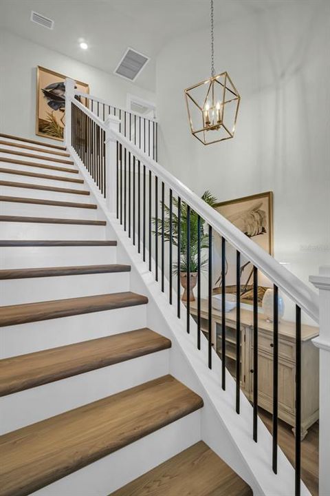 待售: $400,629 (4 贝兹, 2 浴室, 2038 平方英尺)