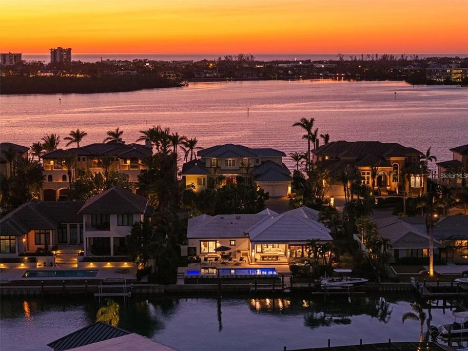 Active With Contract: $4,400,000 (4 beds, 3 baths, 3273 Square Feet)