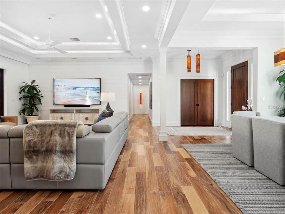 Active With Contract: $4,400,000 (4 beds, 3 baths, 3273 Square Feet)