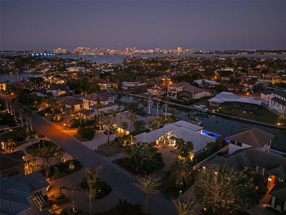 Active With Contract: $4,400,000 (4 beds, 3 baths, 3273 Square Feet)