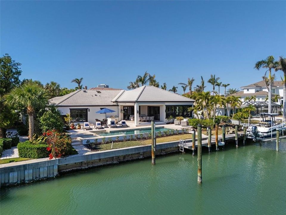 Active With Contract: $4,400,000 (4 beds, 3 baths, 3273 Square Feet)