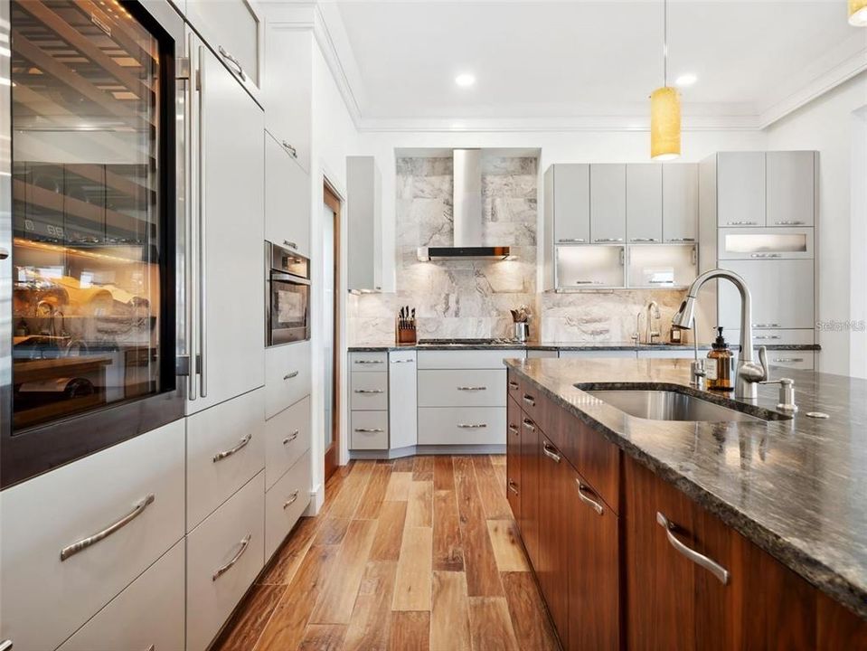 Active With Contract: $4,400,000 (4 beds, 3 baths, 3273 Square Feet)