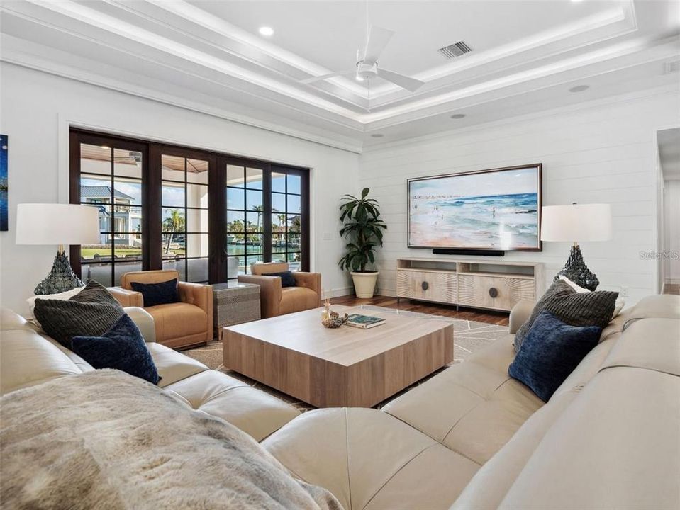 Active With Contract: $4,400,000 (4 beds, 3 baths, 3273 Square Feet)