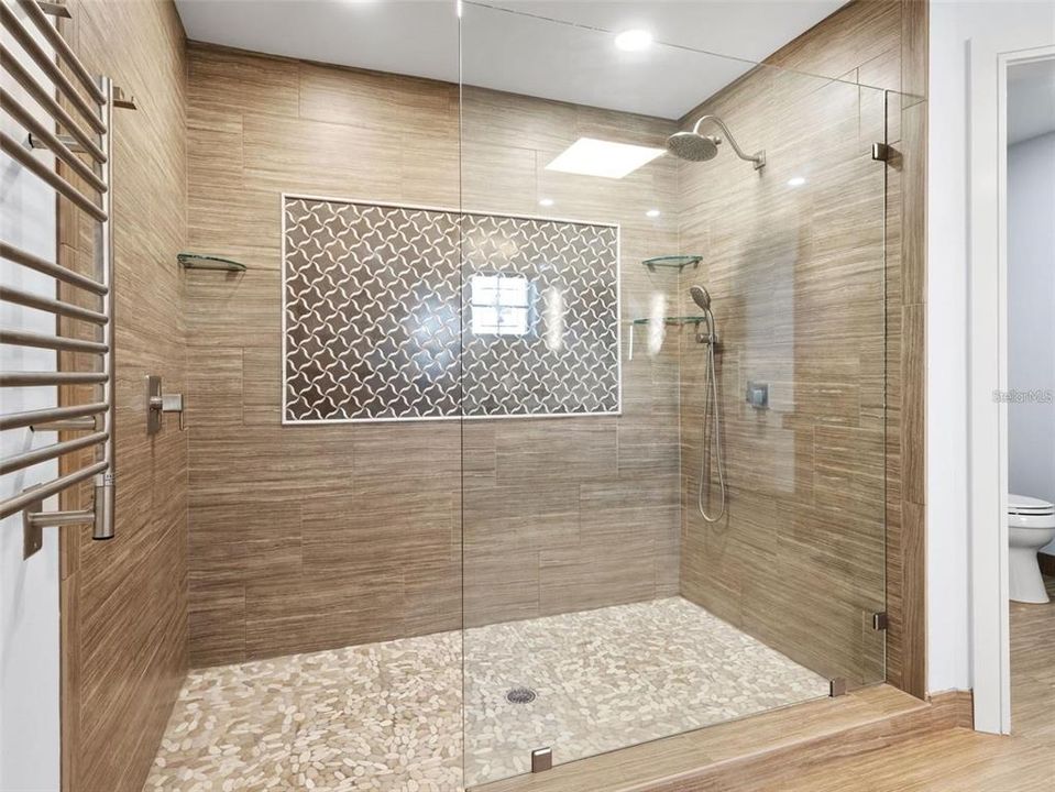 Active With Contract: $4,400,000 (4 beds, 3 baths, 3273 Square Feet)