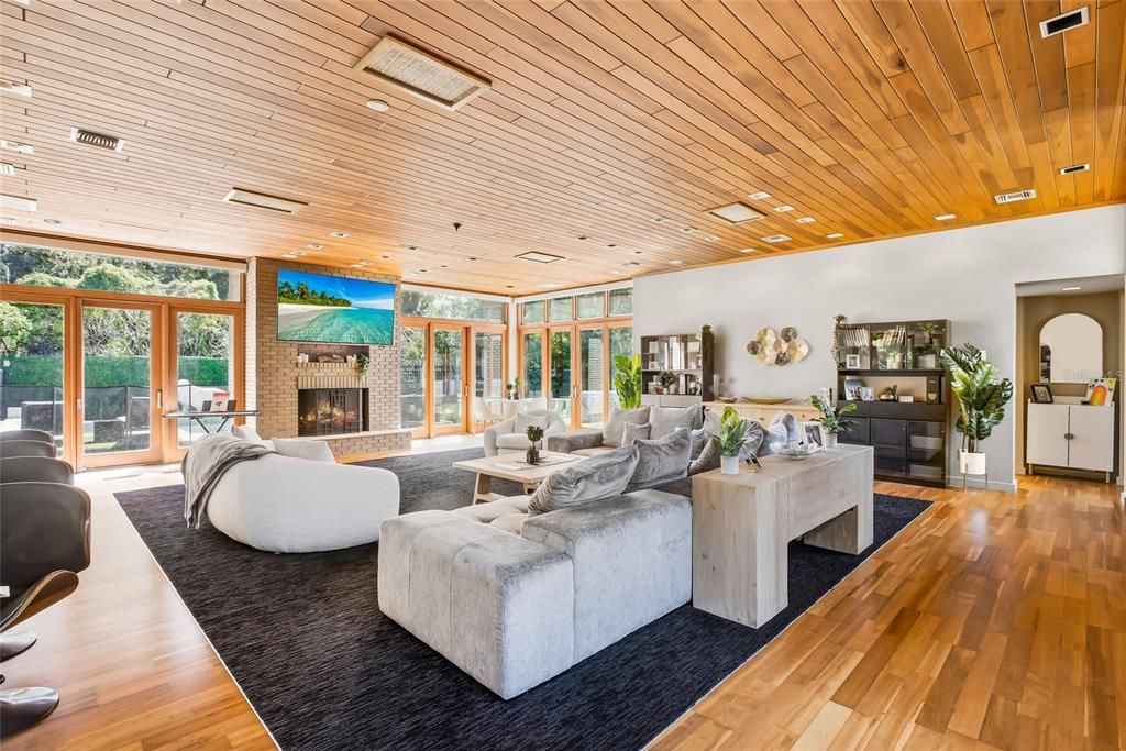 For Sale: $1,410,000 (4 beds, 4 baths, 4698 Square Feet)