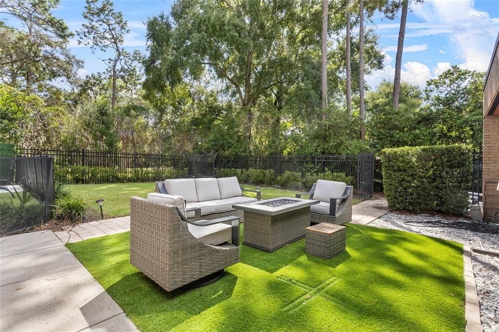 For Sale: $1,410,000 (4 beds, 4 baths, 4698 Square Feet)