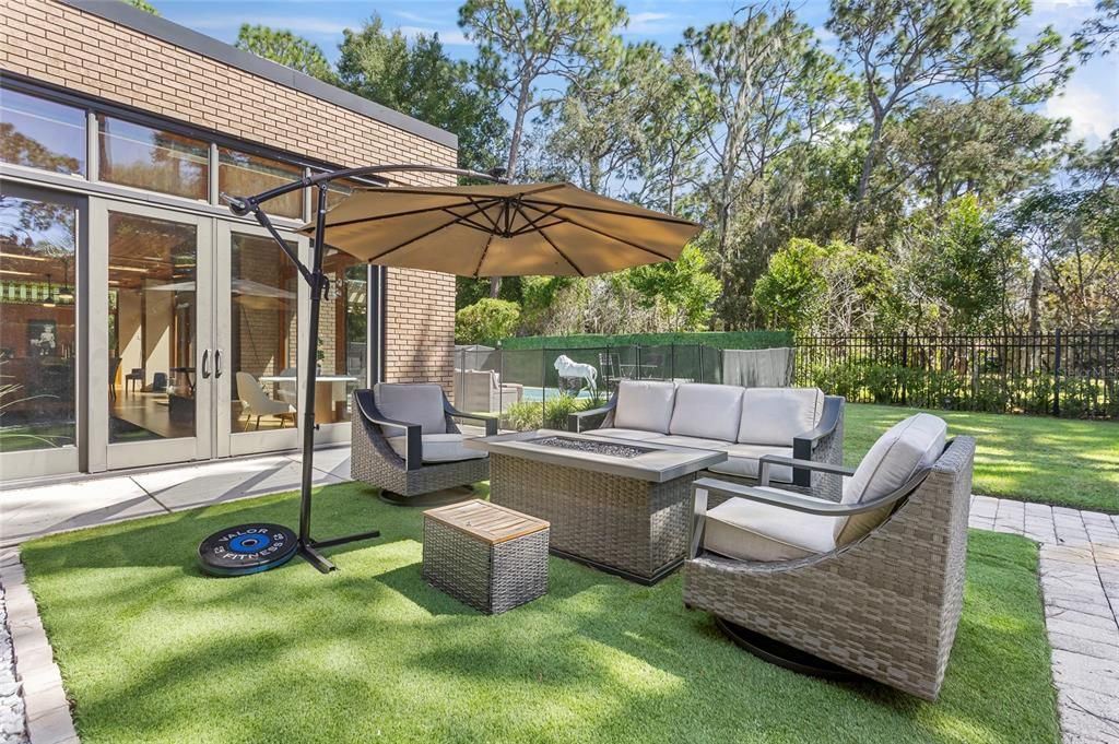 For Sale: $1,410,000 (4 beds, 4 baths, 4698 Square Feet)