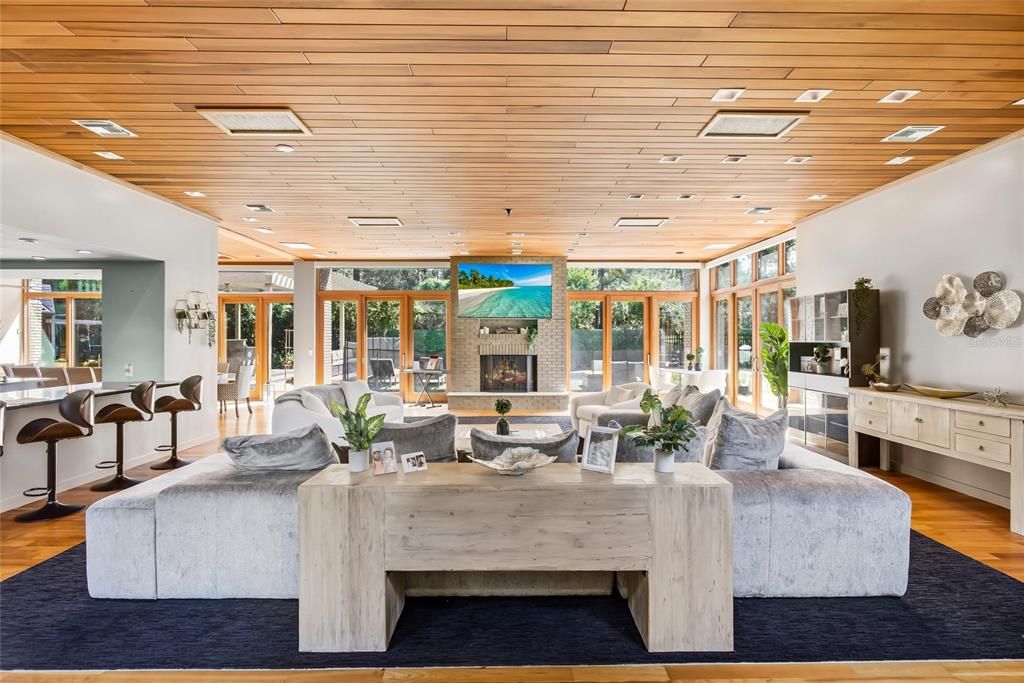 For Sale: $1,410,000 (4 beds, 4 baths, 4698 Square Feet)