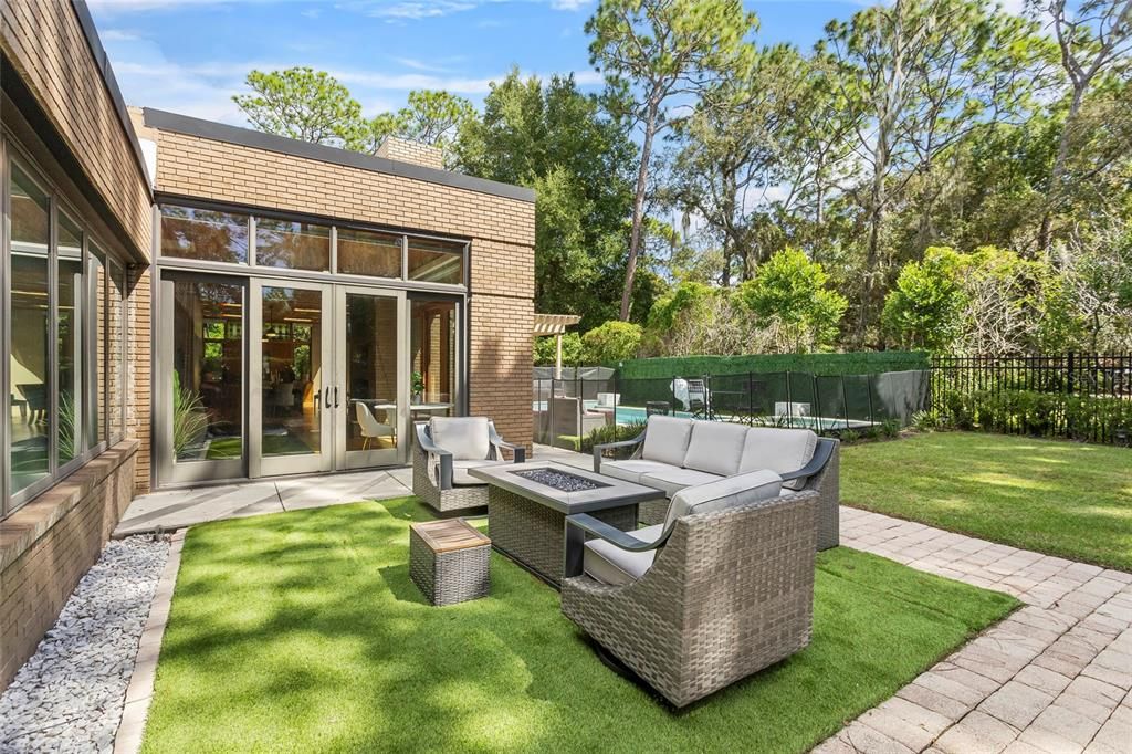 For Sale: $1,410,000 (4 beds, 4 baths, 4698 Square Feet)