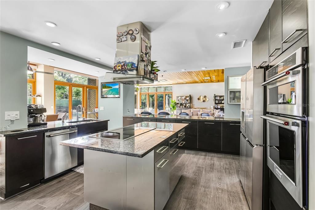 For Sale: $1,410,000 (4 beds, 4 baths, 4698 Square Feet)