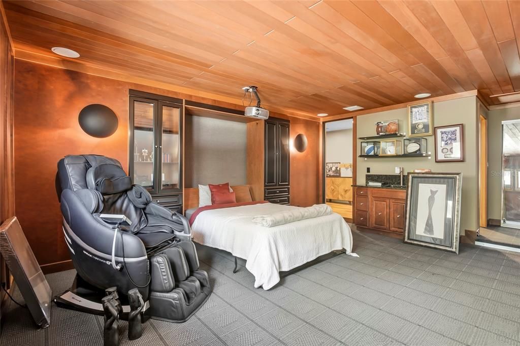 For Sale: $1,410,000 (4 beds, 4 baths, 4698 Square Feet)