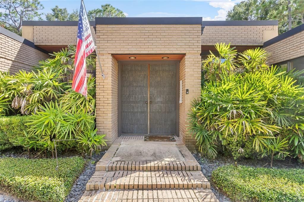 For Sale: $1,410,000 (4 beds, 4 baths, 4698 Square Feet)