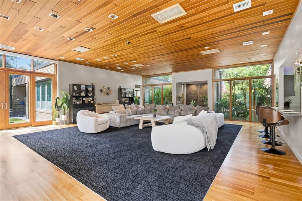 For Sale: $1,410,000 (4 beds, 4 baths, 4698 Square Feet)