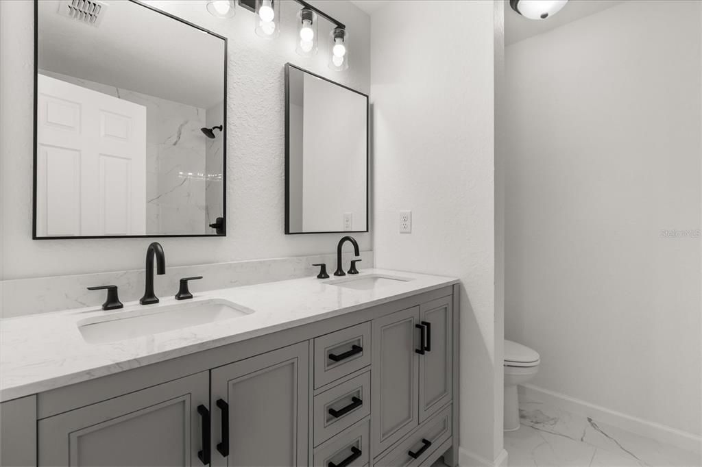 Active With Contract: $234,900 (3 beds, 2 baths, 1173 Square Feet)