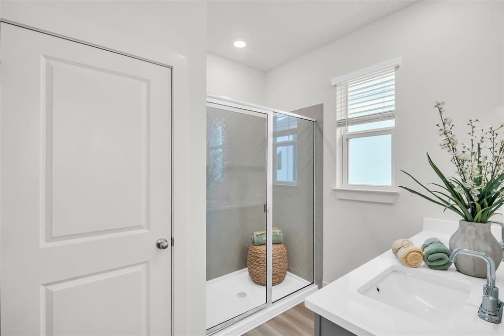 En Venta: $333,838 (3 camas, 2 baños, 1472 Pies cuadrados)