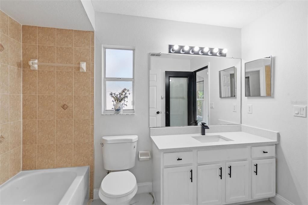 待售: $340,999 (3 贝兹, 2 浴室, 1514 平方英尺)