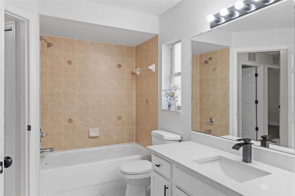 待售: $340,999 (3 贝兹, 2 浴室, 1514 平方英尺)