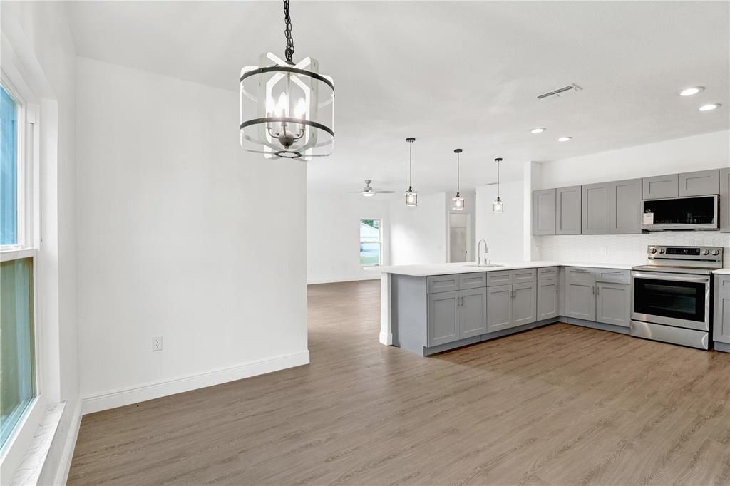 For Sale: $394,990 (4 beds, 3 baths, 2847 Square Feet)