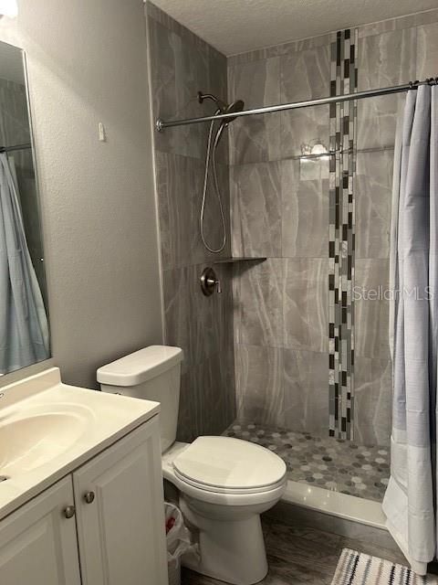 For Sale: $220,000 (2 beds, 2 baths, 1240 Square Feet)