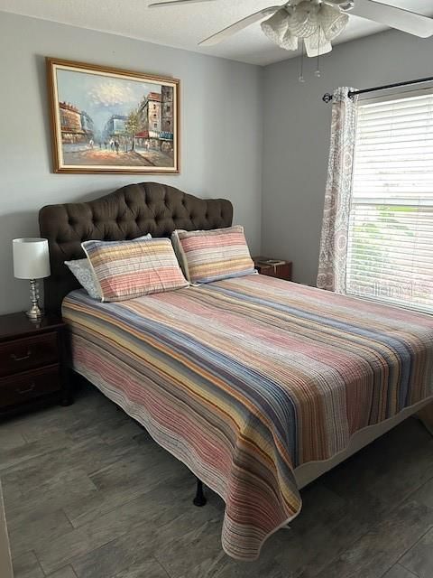 For Sale: $220,000 (2 beds, 2 baths, 1240 Square Feet)