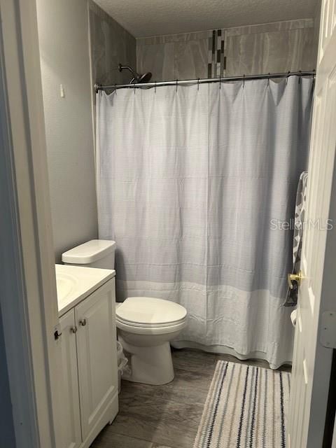 For Sale: $220,000 (2 beds, 2 baths, 1240 Square Feet)