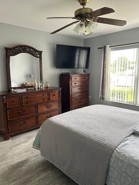 For Sale: $220,000 (2 beds, 2 baths, 1240 Square Feet)