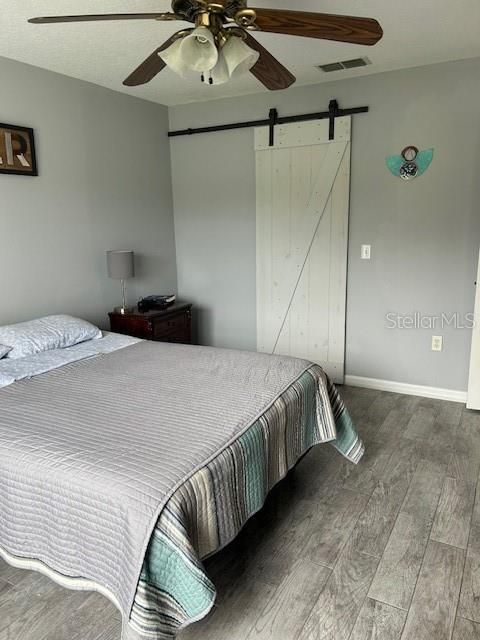 For Sale: $220,000 (2 beds, 2 baths, 1240 Square Feet)