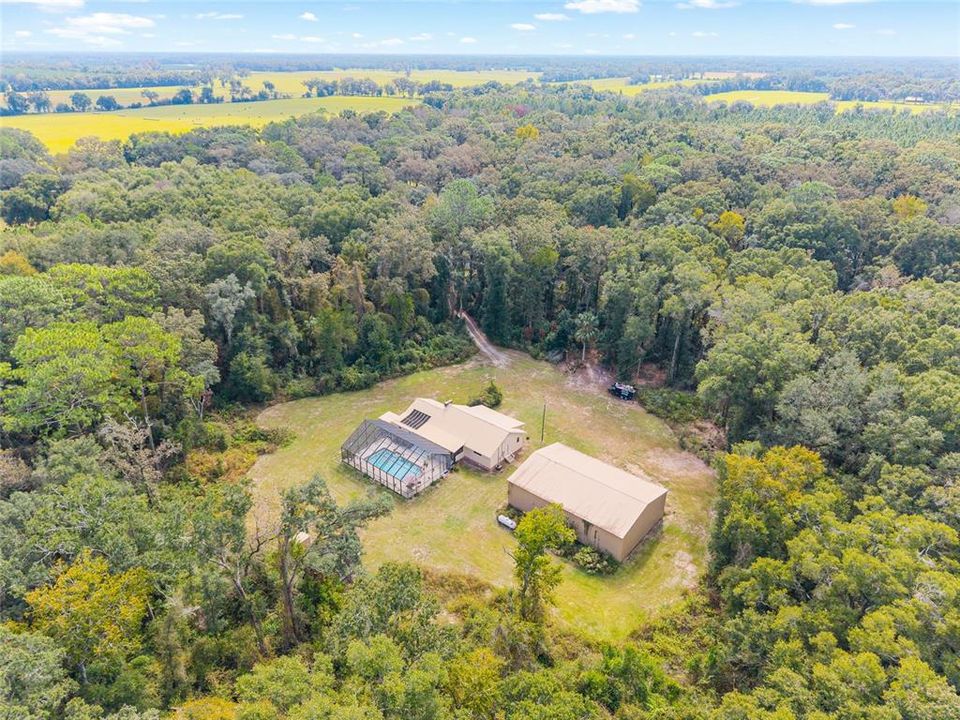 合同活跃: $375,000 (3 贝兹, 2 浴室, 1836 平方英尺)