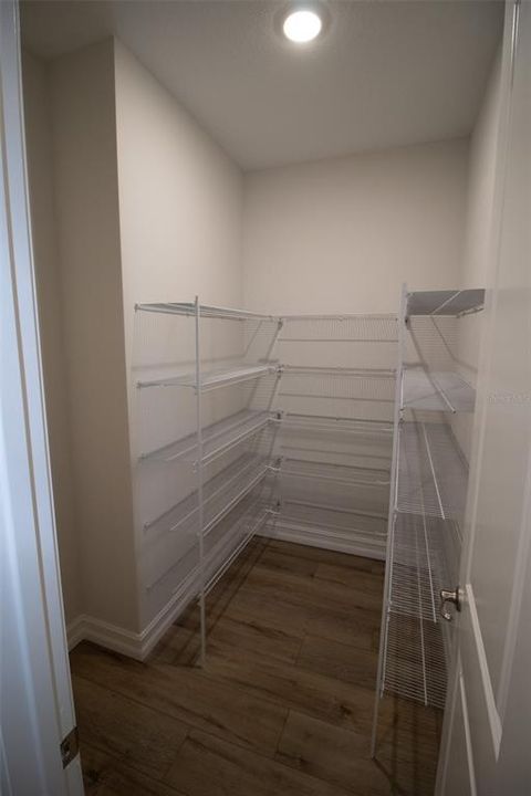 For Sale: $465,000 (3 beds, 3 baths, 2280 Square Feet)