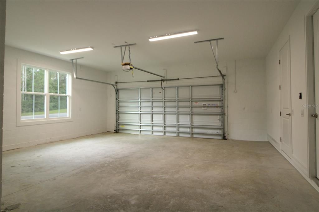 For Sale: $465,000 (3 beds, 3 baths, 2280 Square Feet)