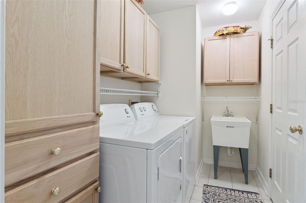 Под контрактом: $325,000 (2 спален, 2 ванн, 1440 Квадратных фут)