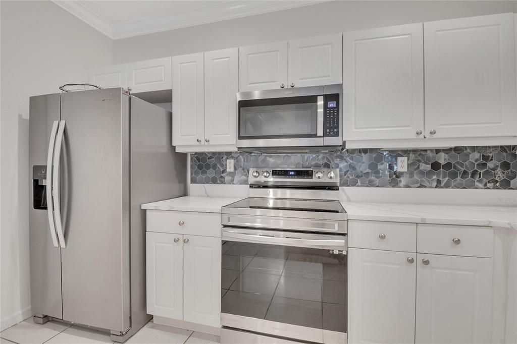 待售: $330,000 (3 贝兹, 2 浴室, 1442 平方英尺)