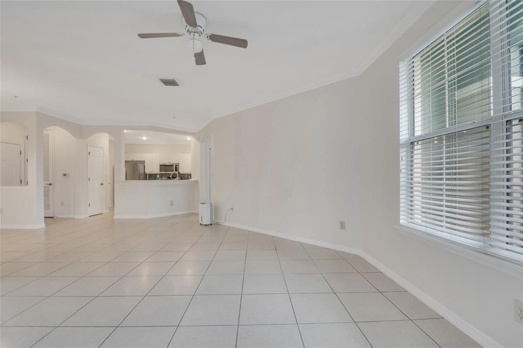 待售: $330,000 (3 贝兹, 2 浴室, 1442 平方英尺)