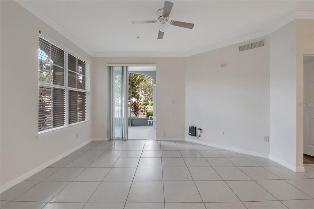 待售: $330,000 (3 贝兹, 2 浴室, 1442 平方英尺)