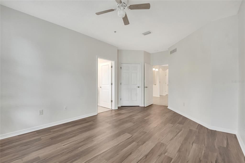 待售: $330,000 (3 贝兹, 2 浴室, 1442 平方英尺)