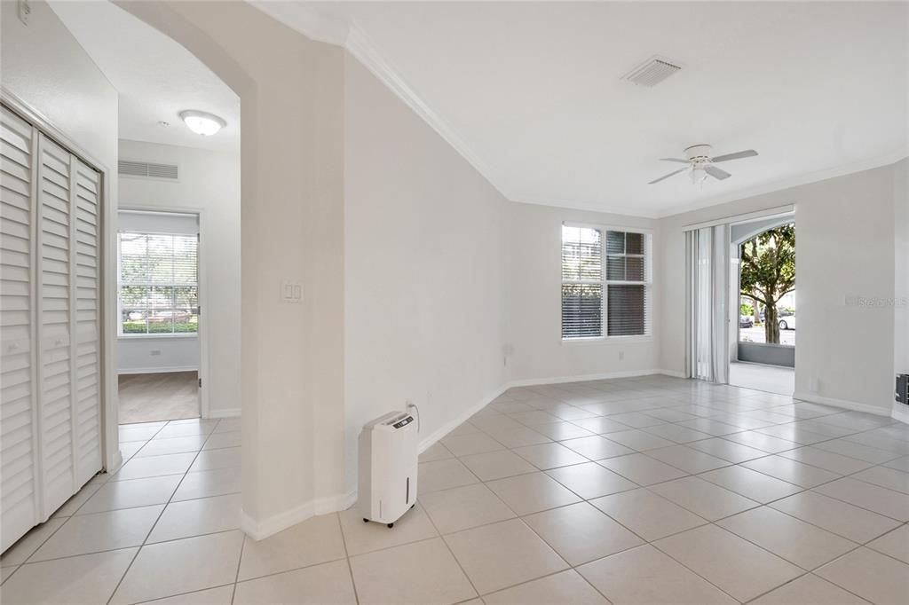 待售: $330,000 (3 贝兹, 2 浴室, 1442 平方英尺)