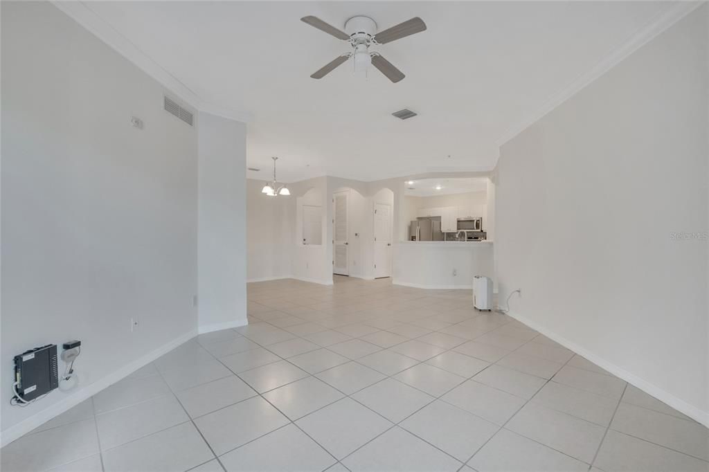 待售: $330,000 (3 贝兹, 2 浴室, 1442 平方英尺)