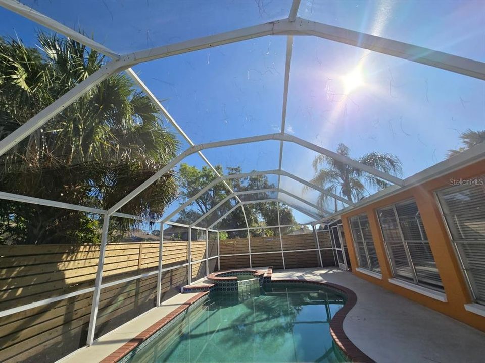 For Sale: $550,000 (6 beds, 5 baths, 2161 Square Feet)