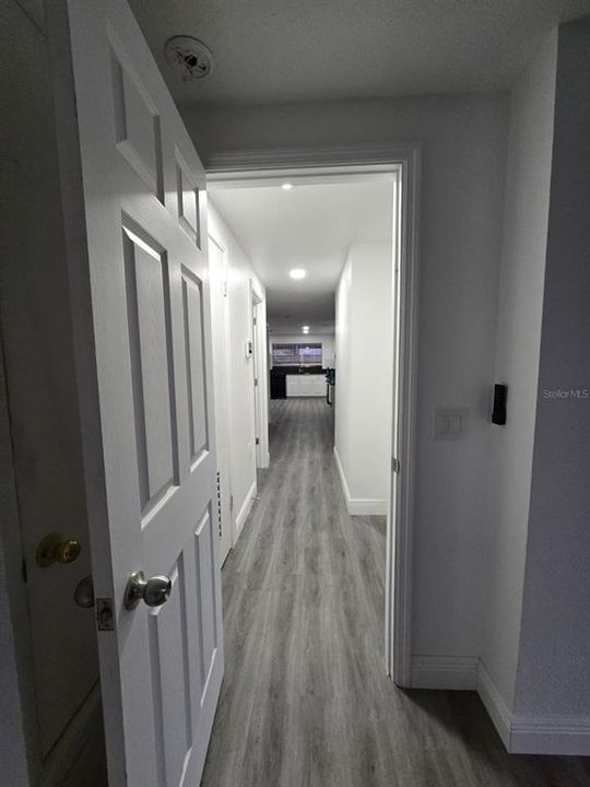 For Sale: $550,000 (6 beds, 5 baths, 2161 Square Feet)