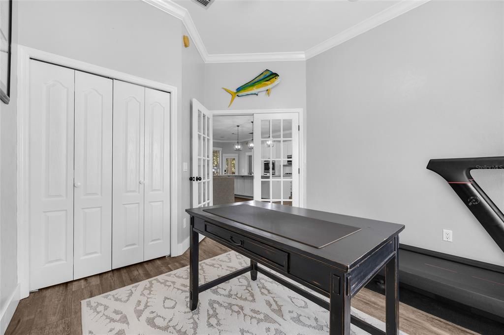 待售: $445,000 (4 贝兹, 2 浴室, 1901 平方英尺)