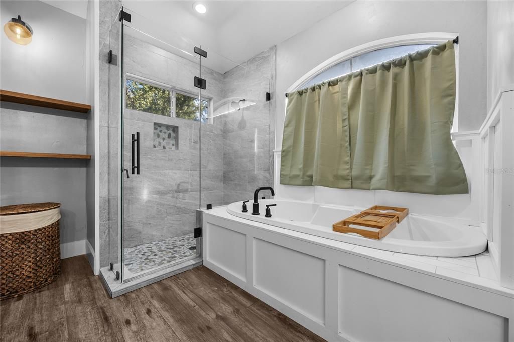 待售: $445,000 (4 贝兹, 2 浴室, 1901 平方英尺)