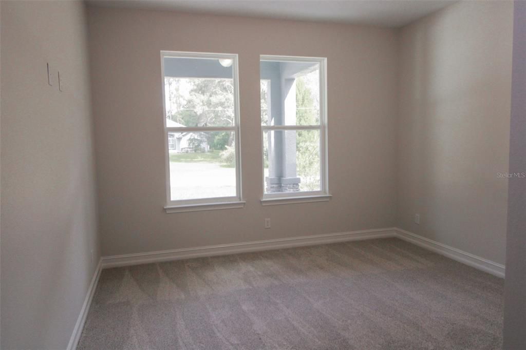 Active With Contract: $470,000 (4 beds, 3 baths, 2412 Square Feet)