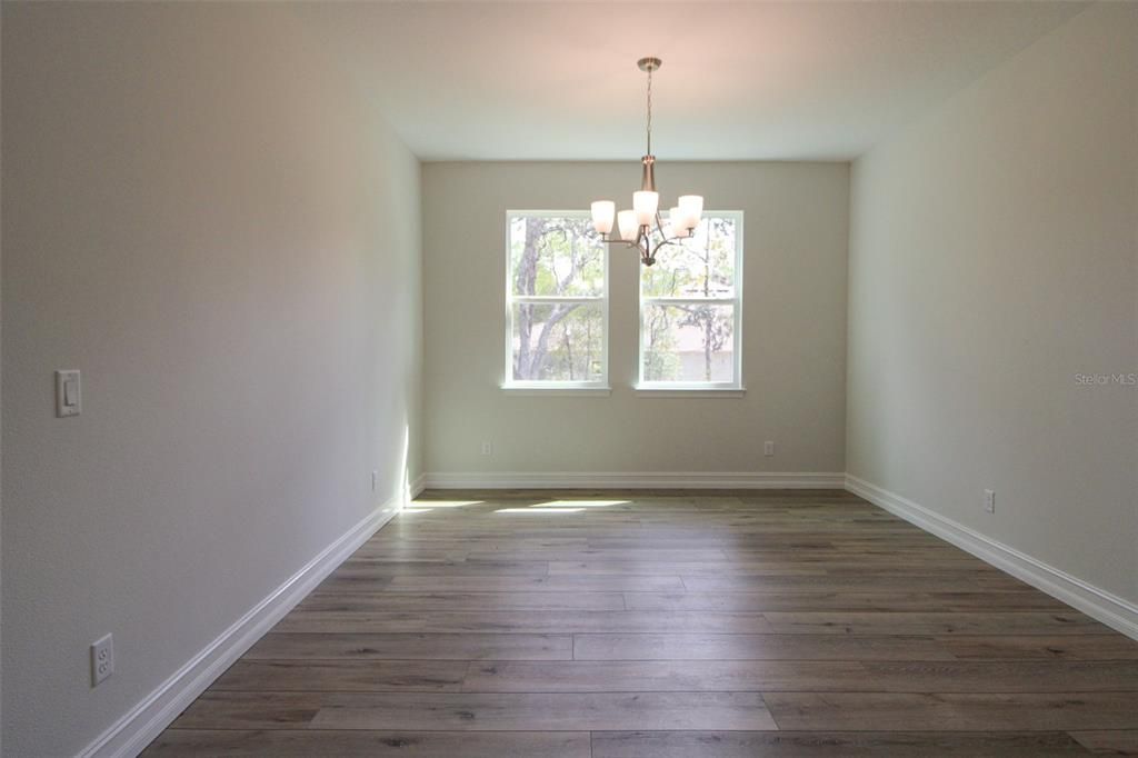 Active With Contract: $470,000 (4 beds, 3 baths, 2412 Square Feet)