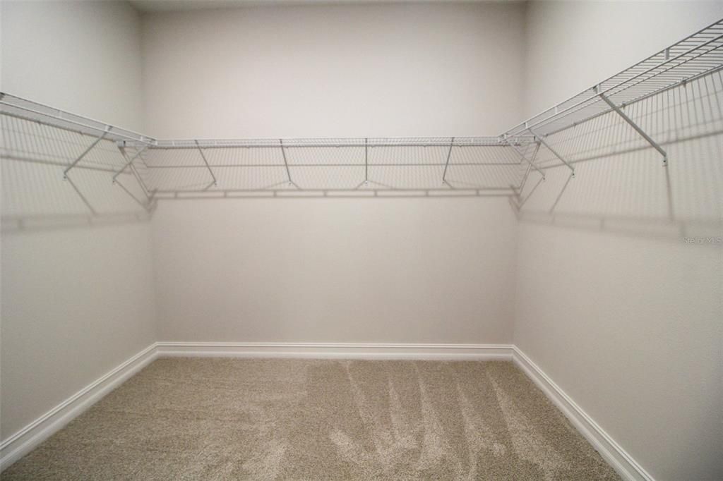 Active With Contract: $470,000 (4 beds, 3 baths, 2412 Square Feet)