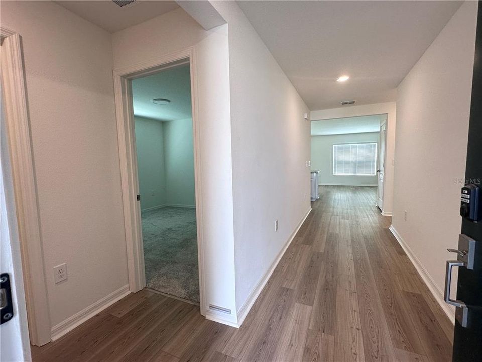 В аренду: $1,900 (3 спален, 2 ванн, 1579 Квадратных фут)