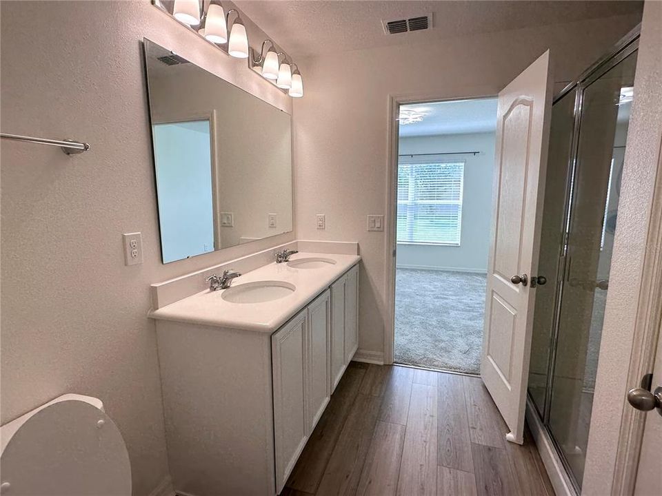 В аренду: $1,900 (3 спален, 2 ванн, 1579 Квадратных фут)